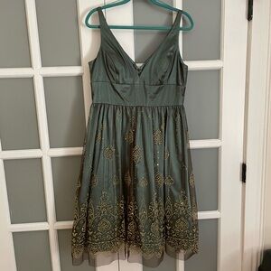 Adrianna Papell Green and Gold Midi Dress